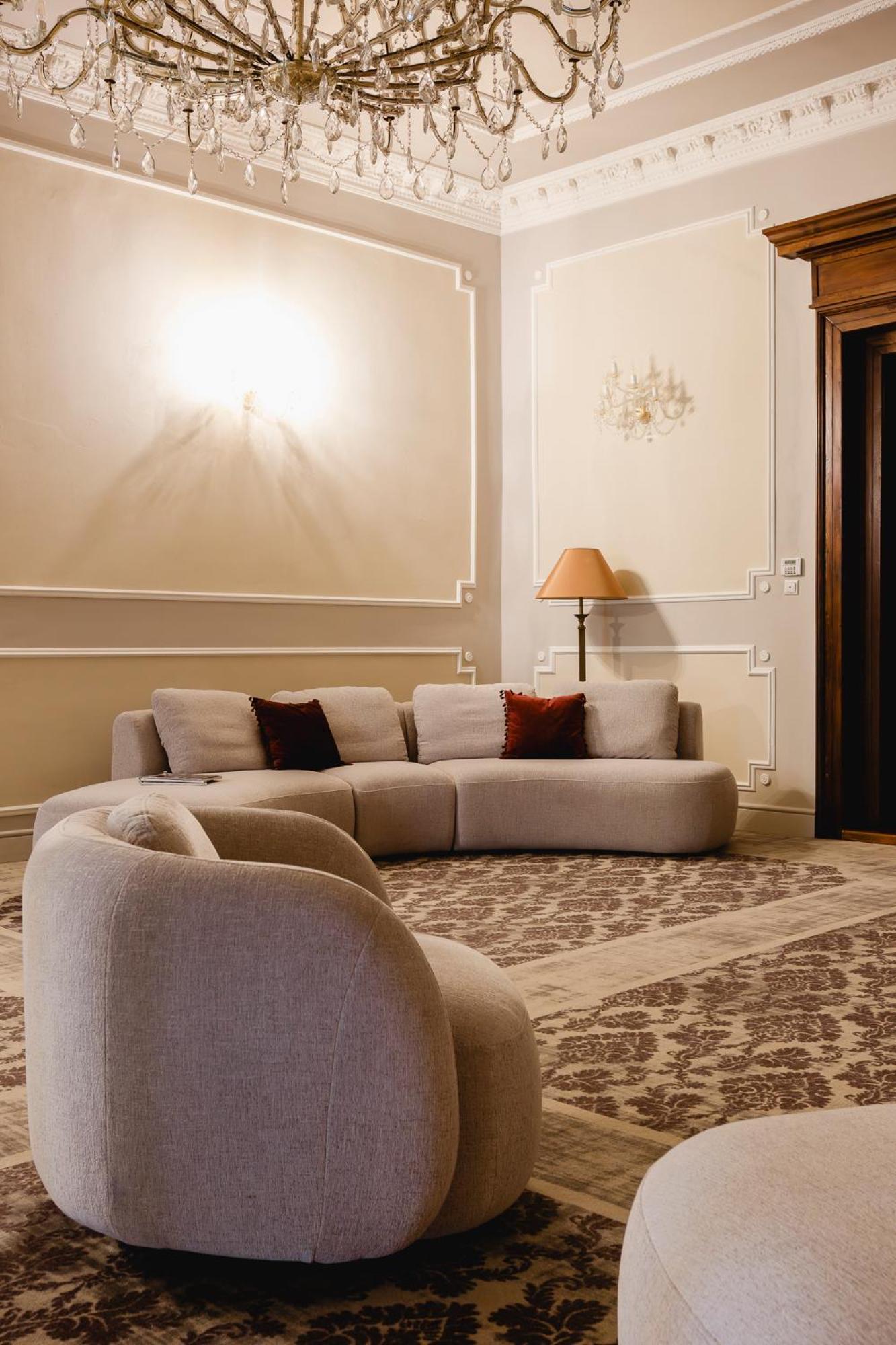 Palac Mojecice Extérieur photo